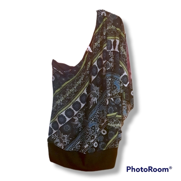 Cold shoulder blouse - Picture 6 of 6